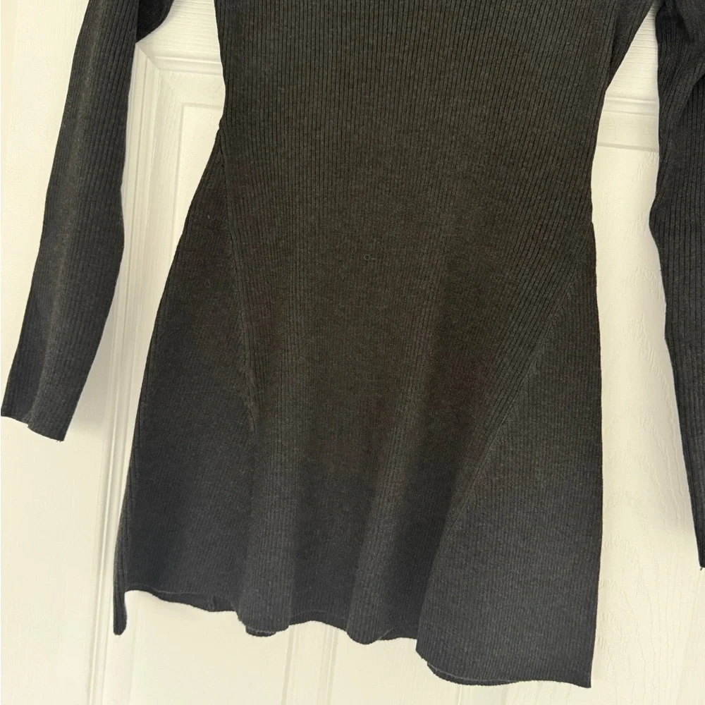 Ribbed Knit Long Sleeve Henley Sweater Dress – Dark Gray, Size M - Picture 4 of 4
